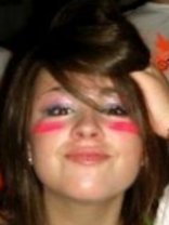 Person who looks like Rose McGowan