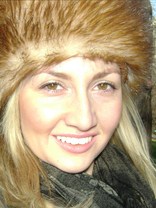 Person who looks like Samaire Armstrong