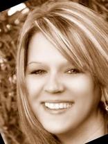 Person who looks like Farah Fath