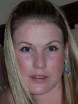 Person who looks like Sarah Carter