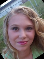 Person who looks like Taylor Swift