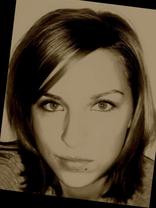 Person who looks like Elizabeth Hendrickson