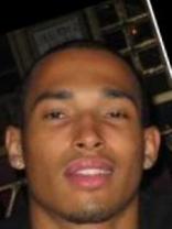 Person who looks like Marlon Wayans