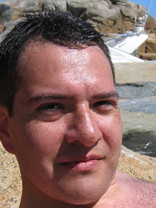 Person who looks like Balthazar Getty