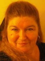 Person who looks like Samantha Mathis