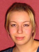 Person who looks like Sarah Wynter