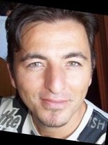 Person who looks like Matthew Perry