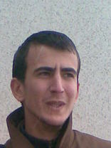 Person who looks like Robert Luketic