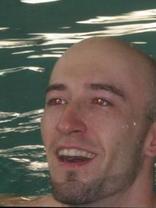 Person who looks like Mark-Paul Gosselaar