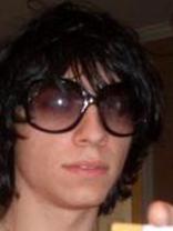 Person who looks like Andy Samberg