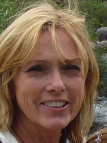 Person who looks like Faith Ford