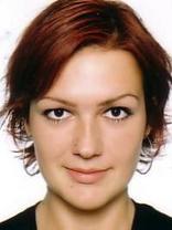 Person who looks like Kari Wuhrer