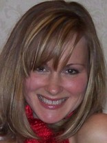 Person who looks like Nicholle Tom