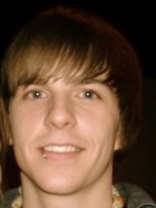 Person who looks like Jesse McCartney