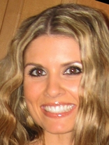 Person who looks like JoAnna Garcia Swisher