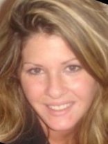 Person who looks like Daisy Fuentes