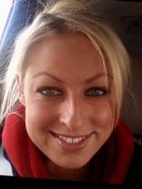 Person who looks like Portia de Rossi