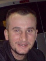 Person who looks like Jason Schwartzman