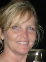 Person who looks like Cheryl Tiegs