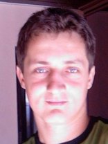 Person who looks like Simon Rex