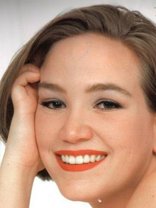 Person who looks like Julia Stiles