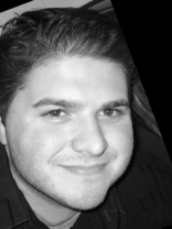 Person who looks like Peter Facinelli