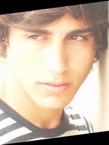 Person who looks like Brandon Davis