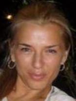 Person who looks like Laura Prepon