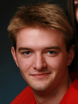 Person who looks like Topher Grace