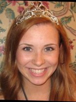 Person who looks like Kelly Stables