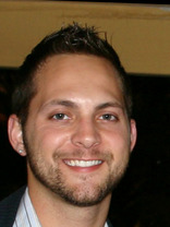 Person who looks like Tobey Maguire