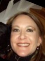 Person who looks like Lorraine Bracco