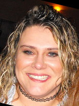 Person who looks like Lizzy Caplan