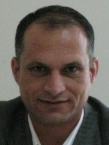 Person who looks like Viggo Mortensen