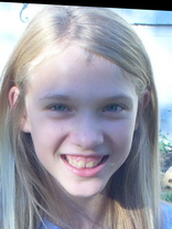 Person who looks like Annasophia Robb