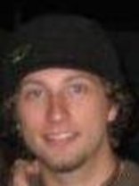 Person who looks like Jonathan Tucker