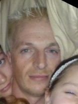 Person who looks like Simon Rex