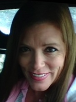 Person who looks like Lesli Kay