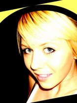 Person who looks like Taylor Momsen