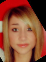 Person who looks like Lucy Davis