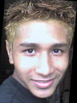 Person who looks like Eric Szmanda