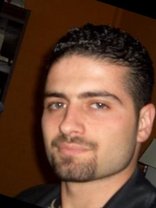 Person who looks like David Charvet