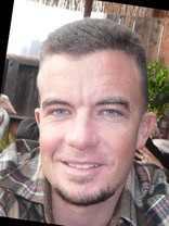 Person who looks like Tom Hanks