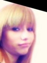 Person who looks like Carly Schroeder