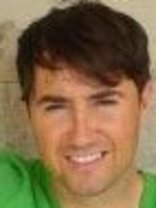 Person who looks like Mark-Paul Gosselaar