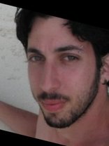 Person who looks like David Schwimmer