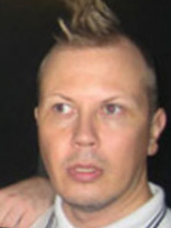 Person who looks like Michael Keaton