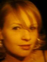 Person who looks like Samantha Mathis