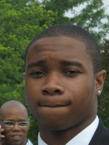 Person who looks like Usher