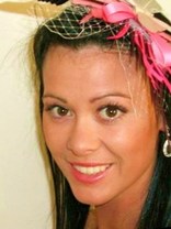 Person who looks like Vanessa Lachey